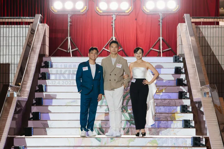 陈哲艺，新加坡导演，Anthohy Chen, 新加坡国庆，爸妈不在家、热带雨、我们不是陌生人 We Are All Strangers