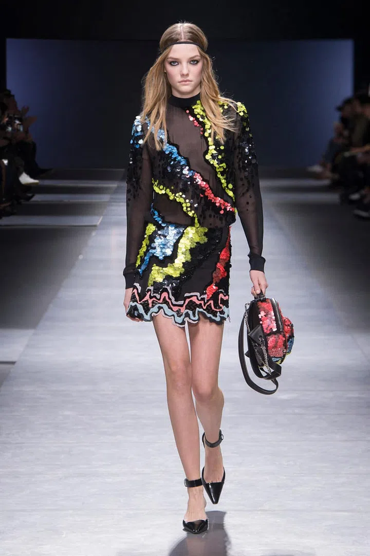 VERSACE (53)