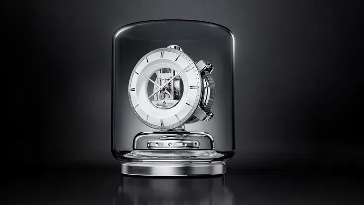 积家Atmos Infinite空气钟“Halo”限量发行100座。