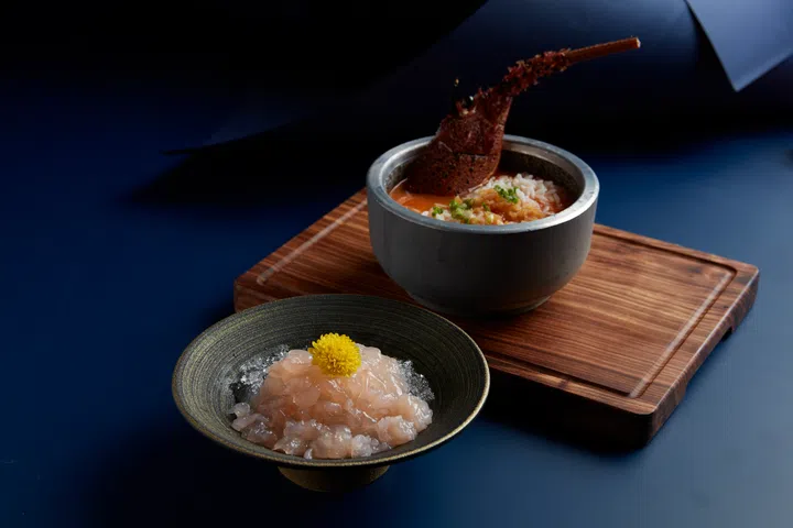 澳洲龙虾贵妃泡饭。