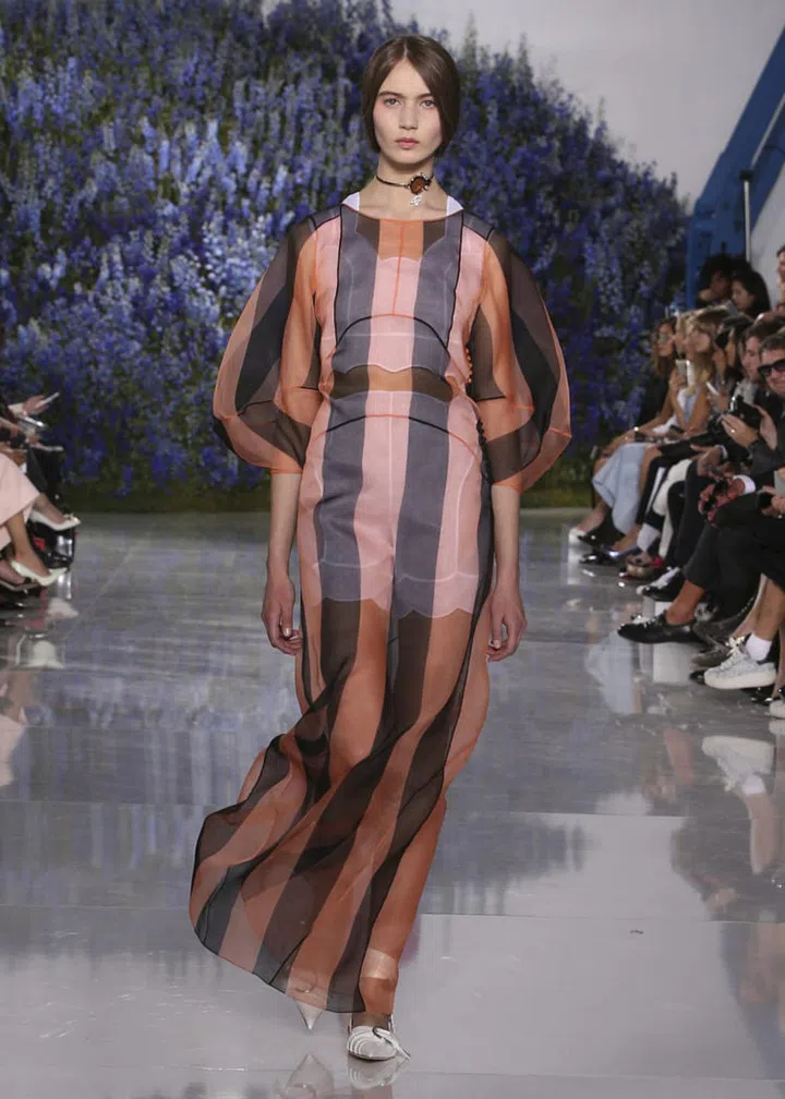 DIOR