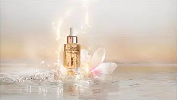 LAVENDER – Balancing + Relaxing ROSE ABSOLUTE – Calming + Soothing DAMASK ROSE – Relaxing + Wellness-enhancing EUCALYPTUS – Refreshing + Clarity