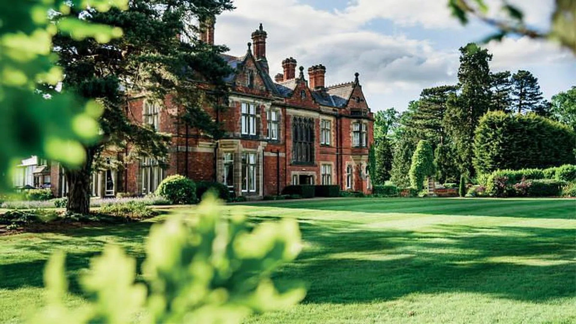 Michelin-starred gourmet trails for food lovers at England’s Lake District