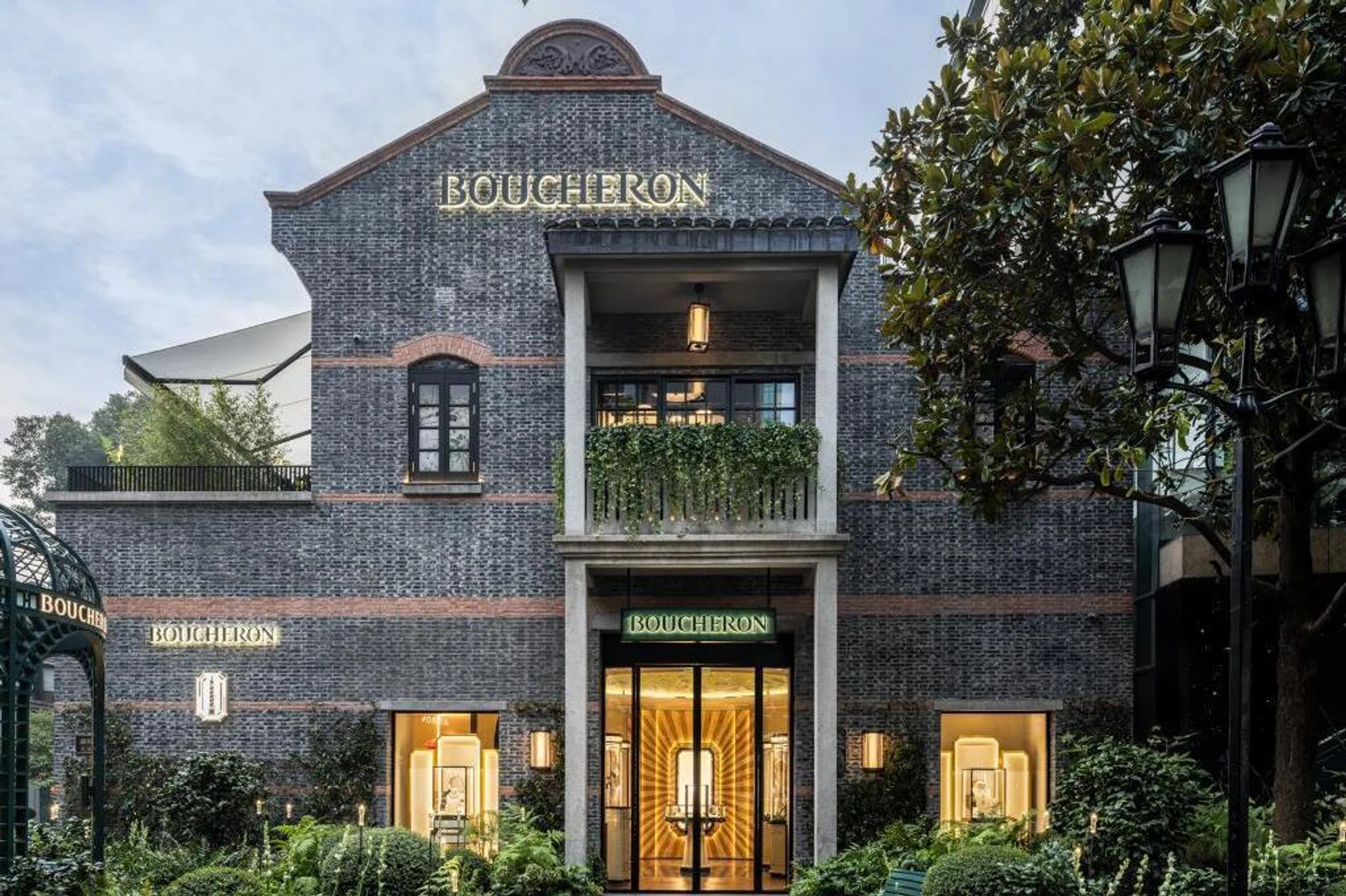 Boucheron Flagship in Shanghai XinTianDi