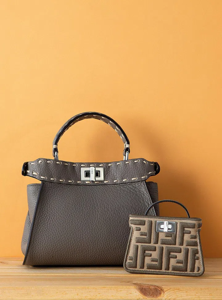 Fendi Peekaboo 胶囊系列