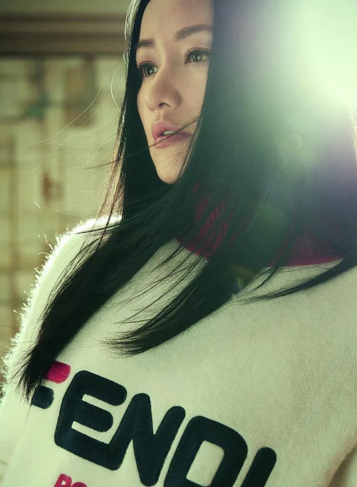 Cover story, Model, Celebrity, fashion