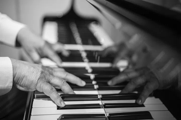 Jeremy Monteiro_To Stand and Hold