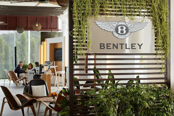 Bentley Golfing Range Equipment representing craftsmanship at it's finest with their clubs made of titanium 