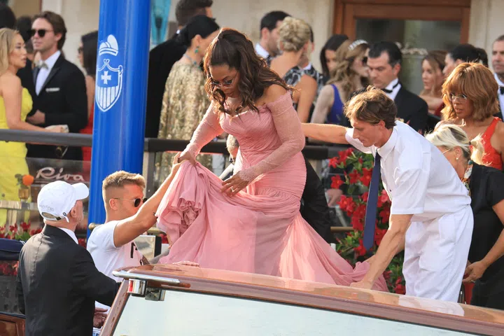 Jeff Bezos, the founder of Amazon, and Lauren Sanchez tied the knot in a luxurious wedding celebration in Venice, Italy. The picturesque city provided a breathtaking backdrop for their highly anticipated ceremony.

Pictured: oprah winfrey
Ref: BLU_S8400822 270625 NON-EXCLUSIVE
Picture by: Agence String / SplashNews.com

Splash News and Pictures
USA: 310-525-5808 
UK: 020 8126 1009
eamteam@shutterstock.com

World Rights