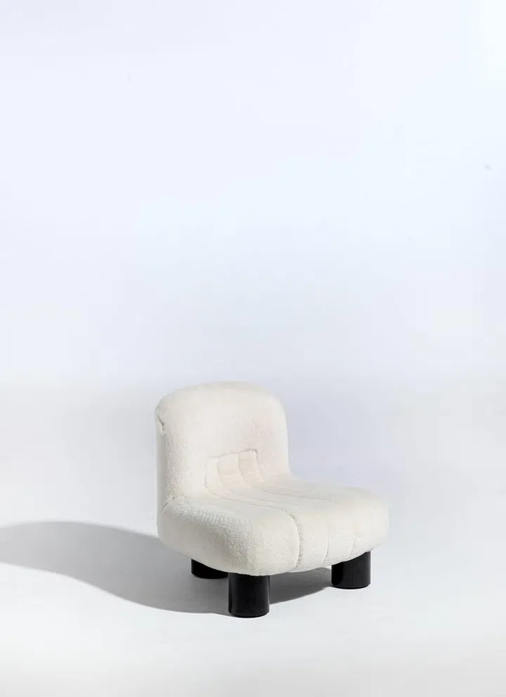 Botolo椅子。Photo Courtesy of Loro Piana 