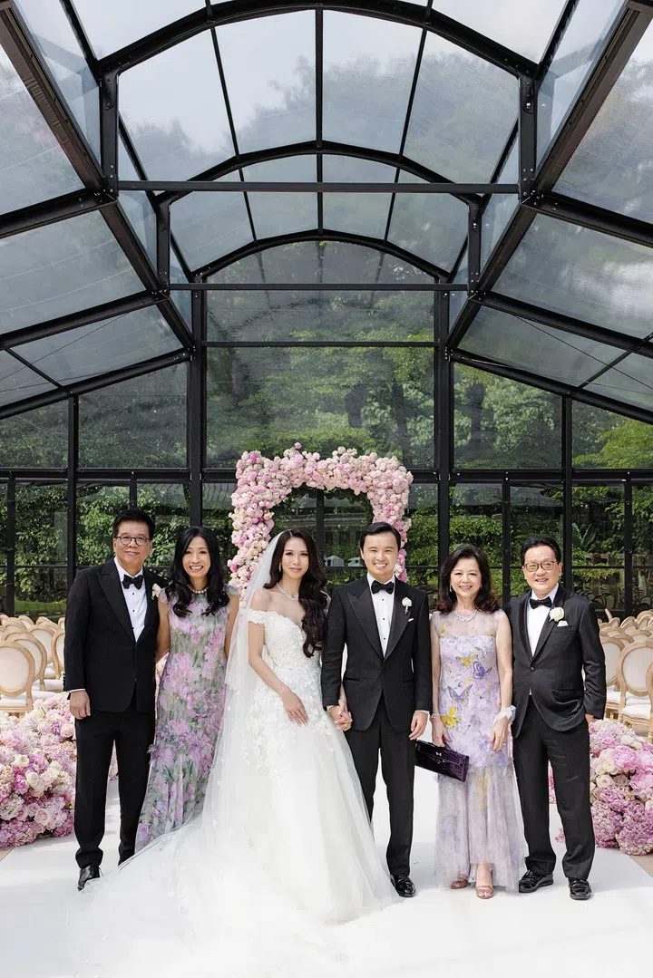 Low Mun Wai、Joyce Chan、Deborah Low、Yeoh Keong Wei、Datin Lim Lee Lee和Dato’ Yeoh Seok Kian。