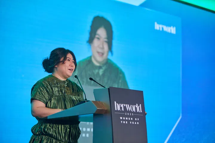 Her World总编Elizabeth Lee。