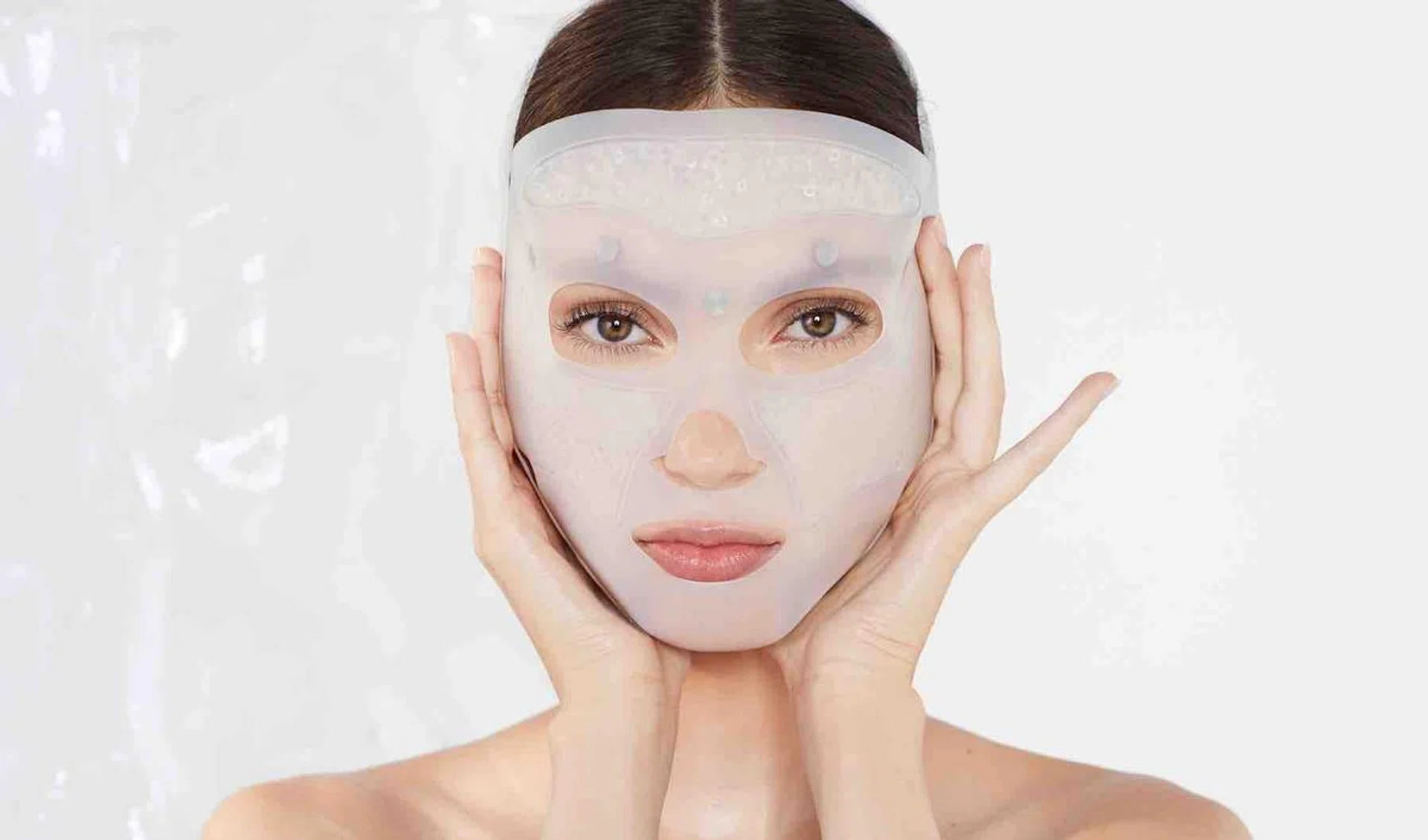 Charlotte Tilbury cryo-recovery mask