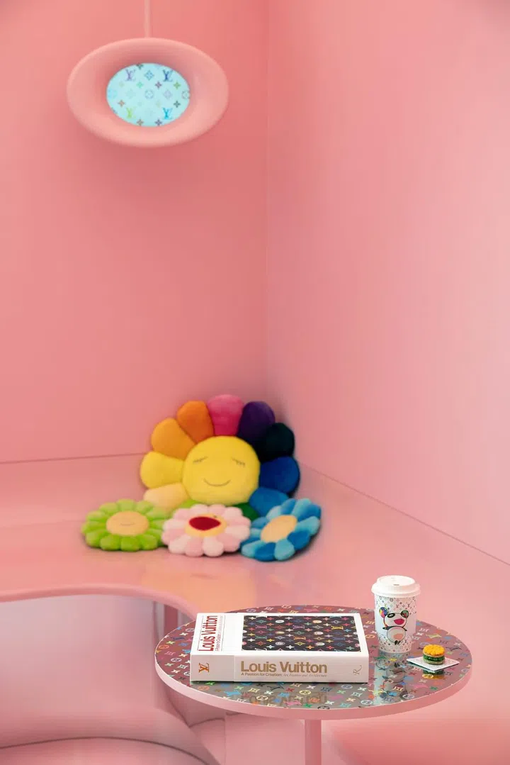 Louis Vuitton x Murakami 护理站 Photo Courtesy of Louis Vuitton 