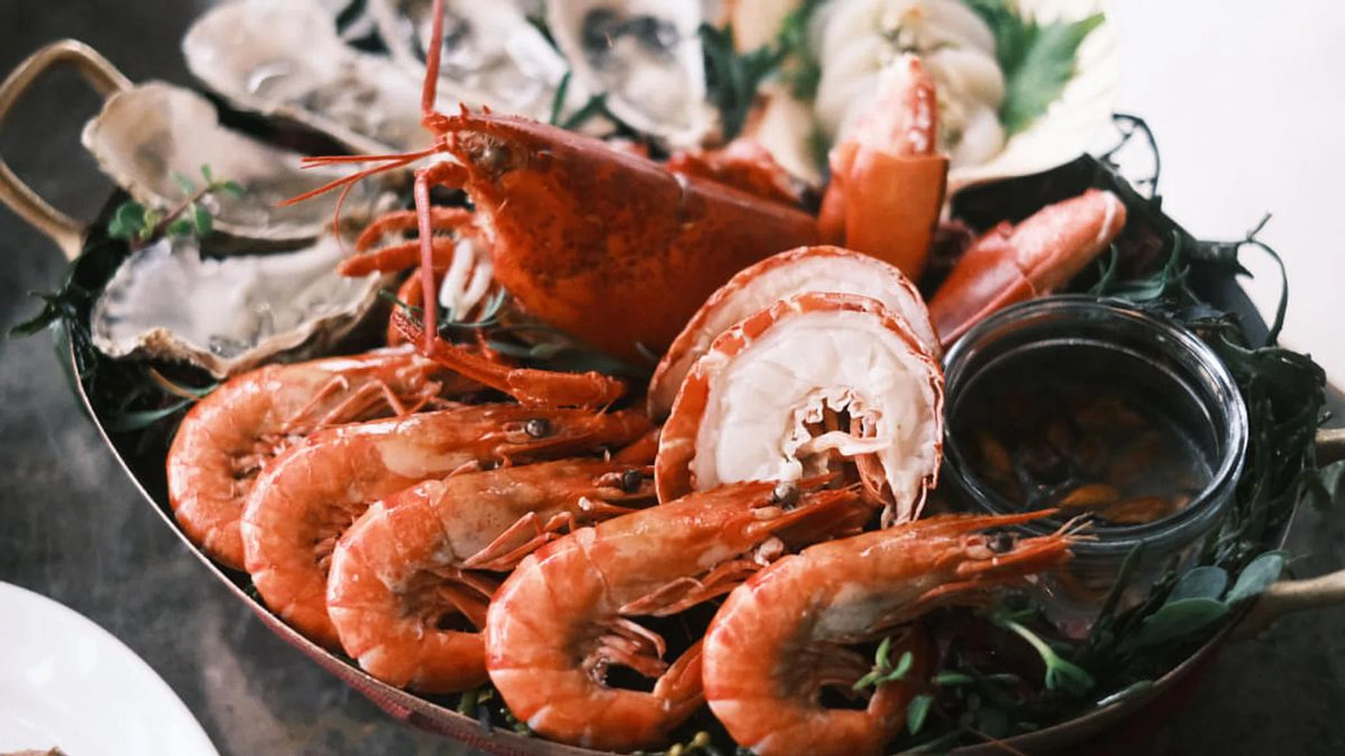 Andaz Singapore_weekend steak and seafood brunch