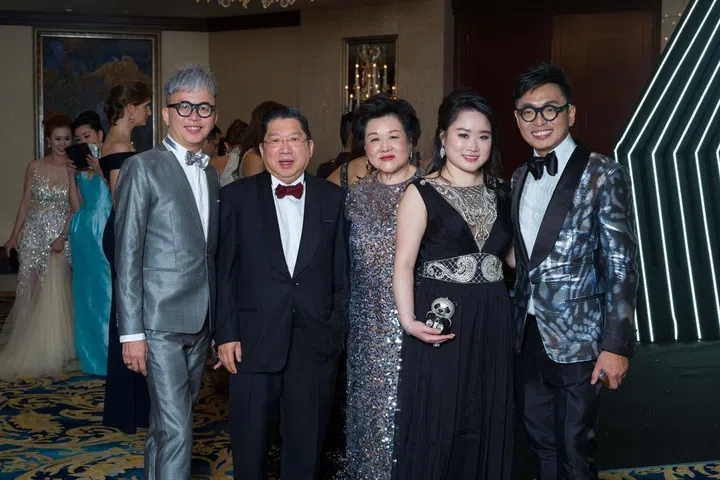 Ng King Kang, Lam Tong Loy, Lam Ping Yee, Lam Tze Tze & Sylvester Ng
