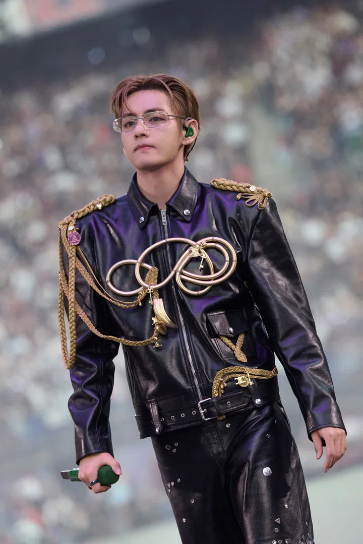 Celine,V, BTS Arirang world tour