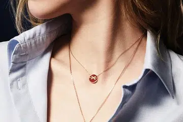 Chaumet, Jeux de Liens Harmony, medallion, red carnelian, Chinese Valentine's Day