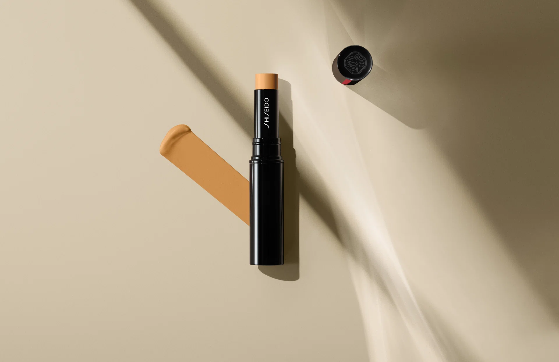  Shiseido Synchro Skin Radiant Lifting Concealer