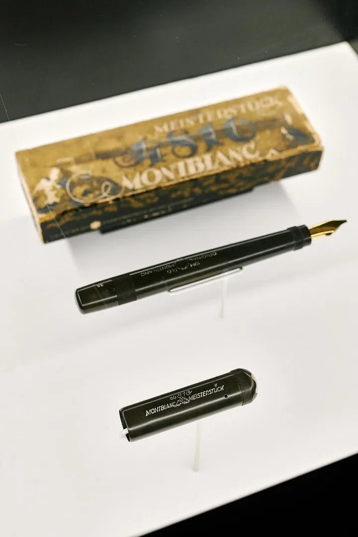 万宝龙在1909年推出首款书写工具。