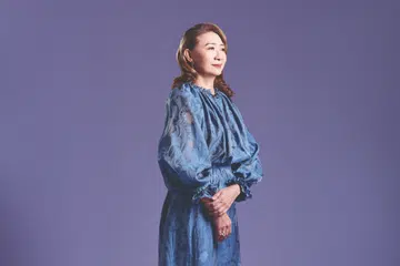 Lyn R Lee, Tiny Rice Grains,Author
