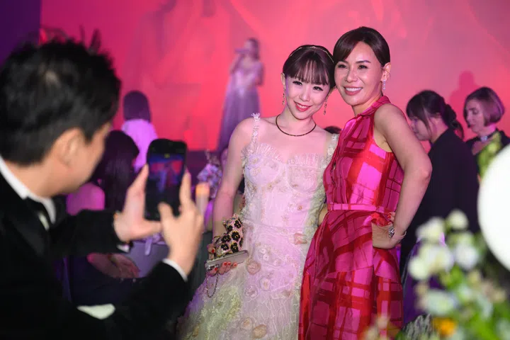 icon ball, icon ball 2026,friends