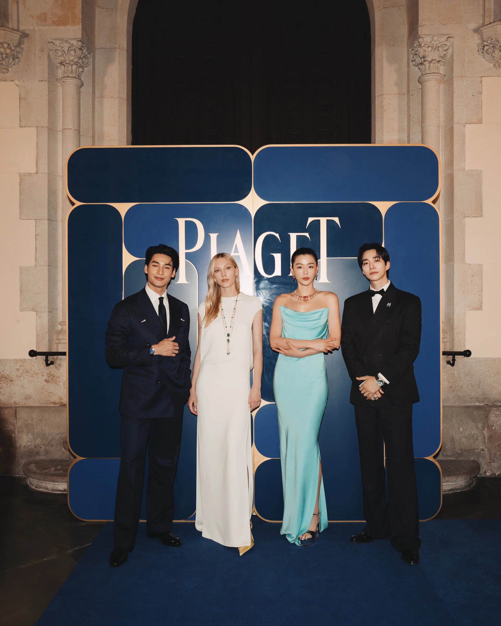 Piaget, Shapes of Extraleganza