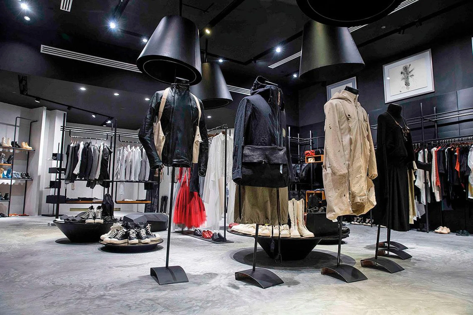 Fashion, Street Wear, Luxury, Young, Generation Z, L'armoire, Surrender, Off-White, Dover Street Market Singapore,