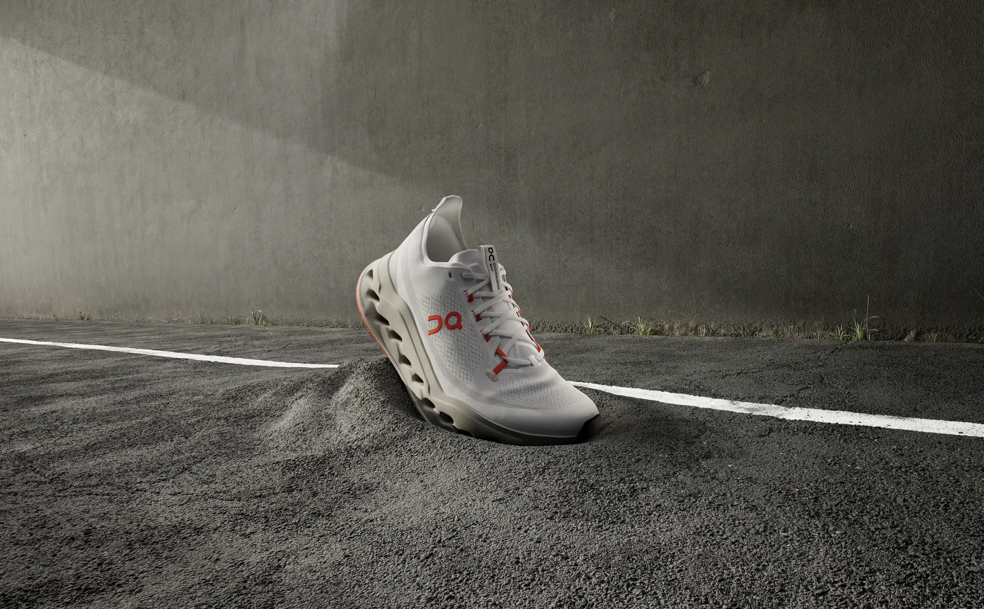 On, sport wear, running shoes, Cloudsurfer Max