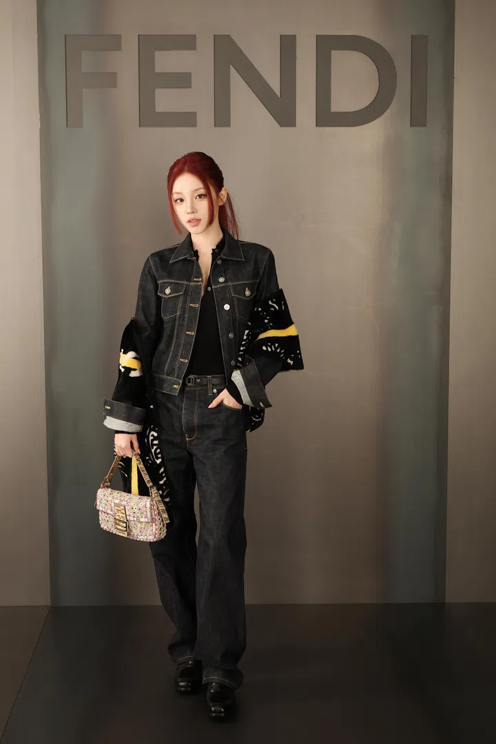 Milan Fashion Week,Front Row Celebs 