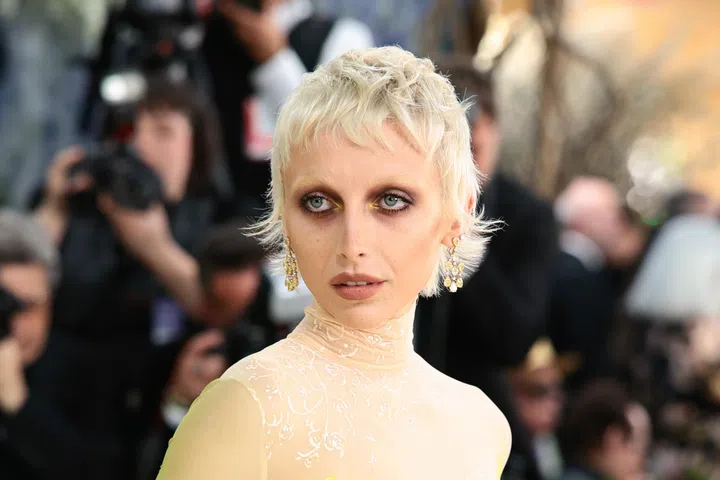NEW YORK, NEW YORK - MAY 04: Emma Chamberlain attends the 2026 Met Gala celebrating "Costume Art" at the Metropolitan Museum of Art on May 04, 2026 in New York City. (Photo by Dimitrios Kambouris/Getty Images for The Met Museum/Vogue)