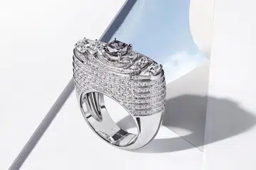 Rings, Wedding rings, Engagement rings, Modern bride, unconventional engagement rings, non-diamond engagement rings, jewellery, cartier, tiffany & co., dior, graff, chaumet, van cleef & arpels