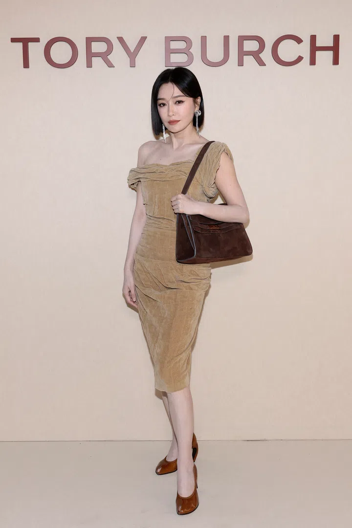 NEW YORK, NEW YORK - SEPTEMBER 15: Qin Lan attends Tory Burch Spring/Summer 2026 during New York Fashion Week at One Hanson Place on September 15, 2025 in New York City.  (Photo by Dimitrios Kambouris/Getty Images for Tory Burch)