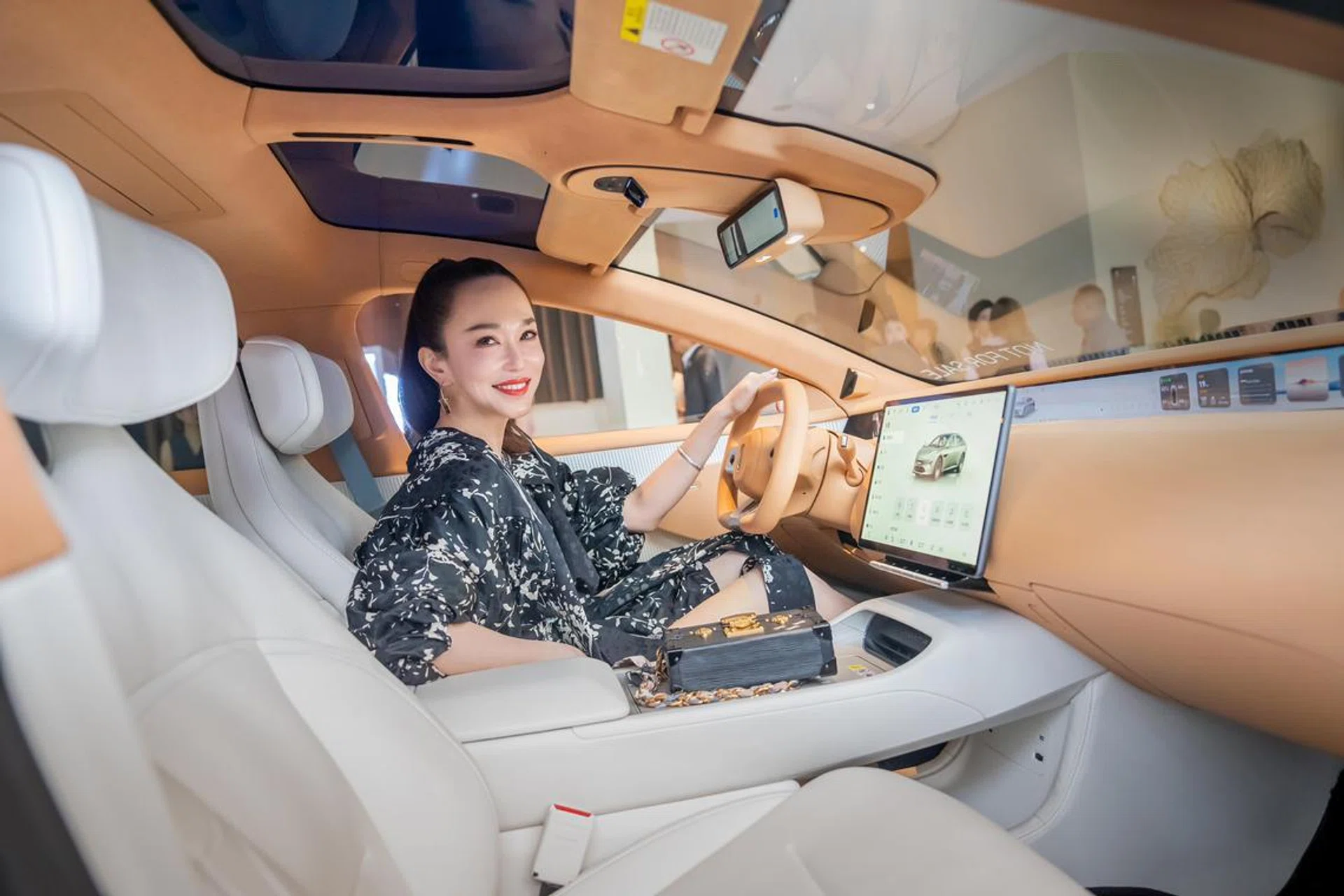 AVATR Singapore, Fann Wong, ICON Singapore, AVART 11