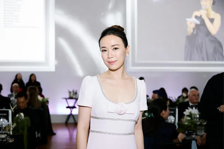 Rebecca Lim 