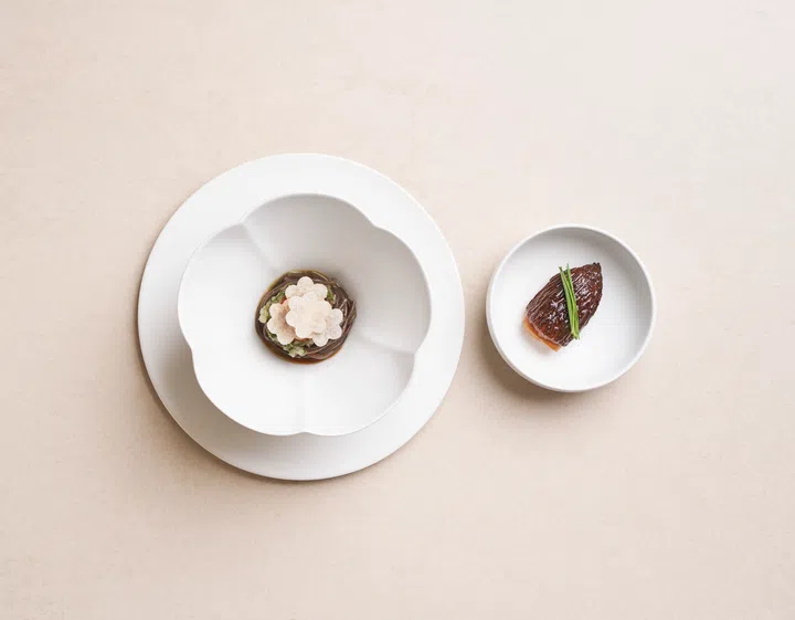 Nae:um的招牌荞麦素面。