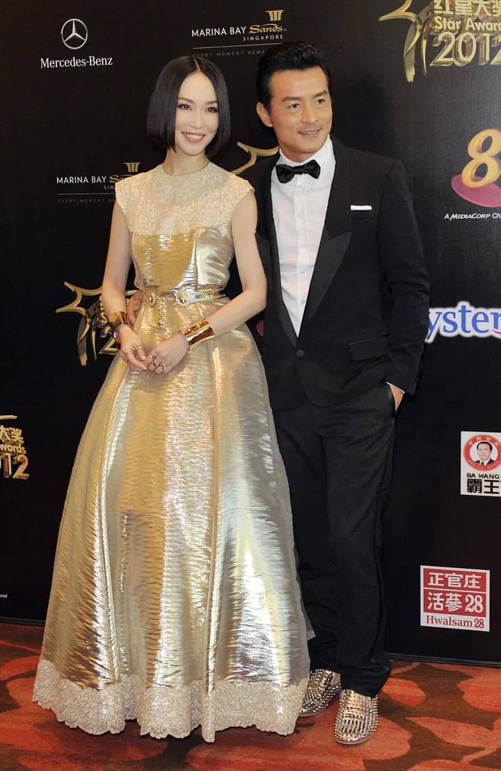 新传媒电视第二场《红星大奖2012》（Star Awards 2012）颁奖典礼于4月29日在滨海湾金沙举行。新传媒艺人李铭顺与范文芳夫妇。