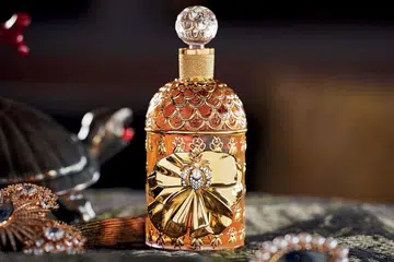 Guerlain_Begum Khan, bee bottle
