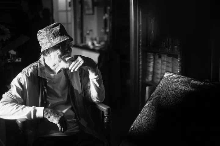 91岁蔡斯民非常活跃，积极办摄影展与画展。(Photo:Dion Tang)