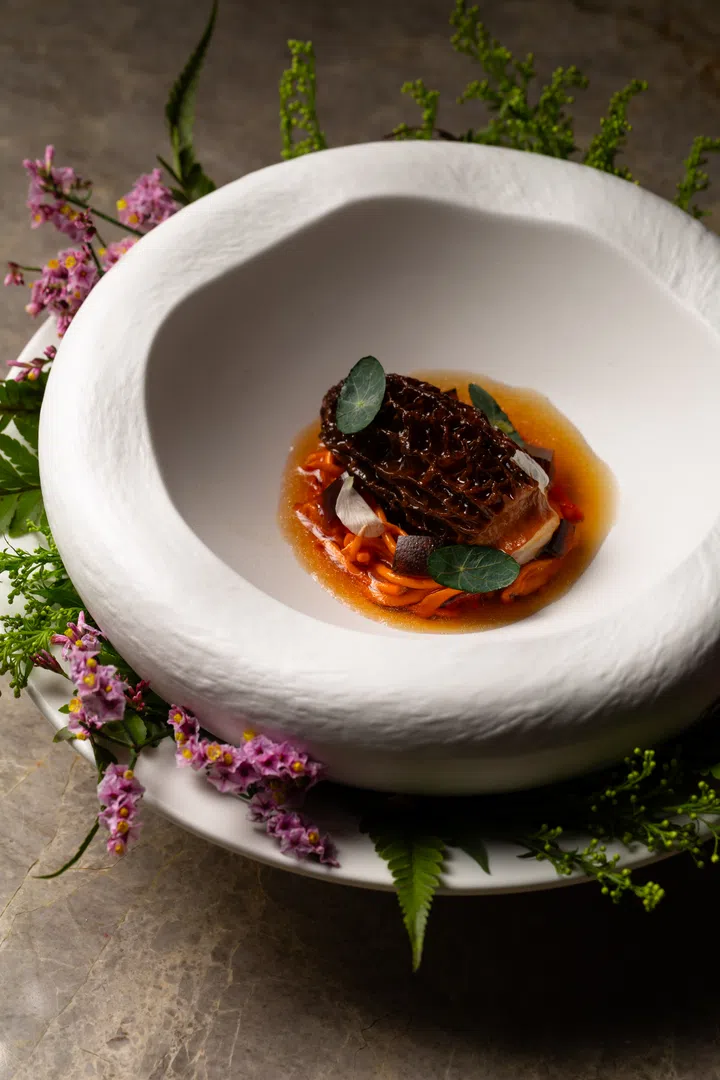 Experience menu 厨师做主菜单。