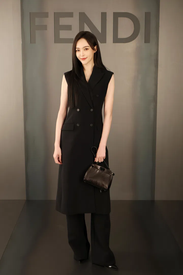 Milan Fashion Week,Front Row Celebs