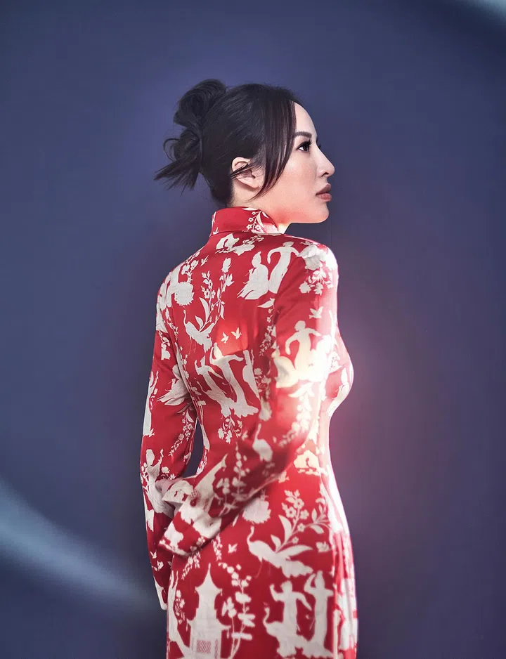中式立裁真丝印花长袖旗袍/SHANGHAI TANG Pipa Xing Collection。