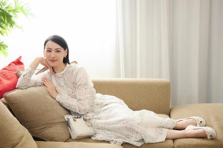 梁洛施 Photo @isabella.leong