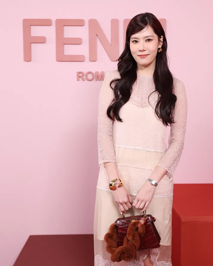 MILAN, ITALY - SEPTEMBER 24: Carrie Wong is seen arriving at the Fendi fashion show during Milan Fashion Week Womenswear Spring/Summer 2026 on September 24, 2025 in Milan, Italy. (Photo by Daniele Venturelli/Getty Images for Fendi)