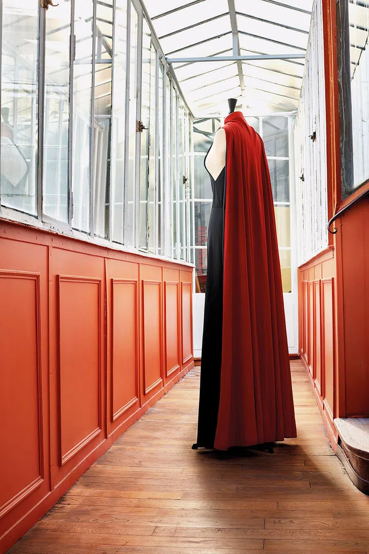 Madeleine Vionnet, robe et cape du soir, ayant appartenues à Agnès Ernst Graham, mère de Katharine Graham, directrice du Washington Post, 1937 © Patricia Schwoerer /rgmparis