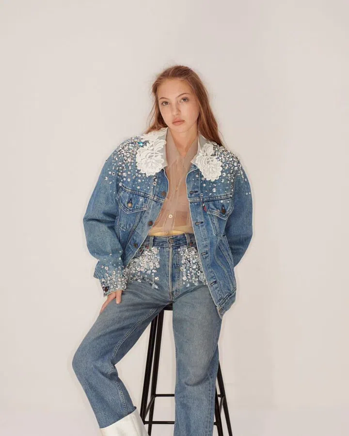 Upcycled by Miu Miu X Levi's®重塑系列。照片：Miu Miu