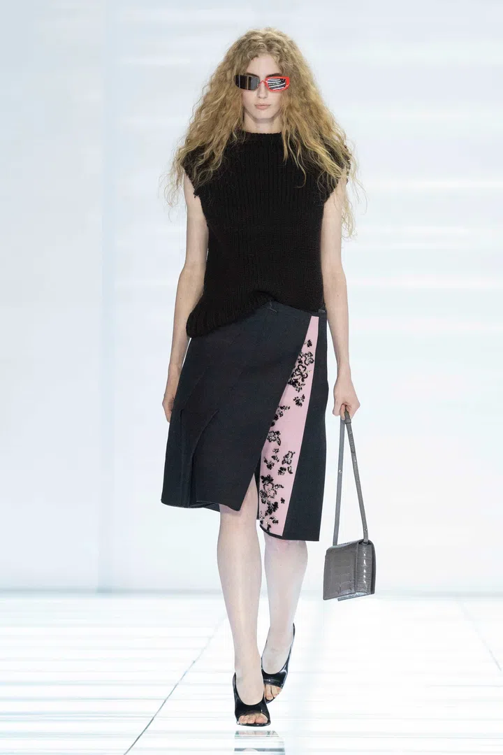 Prada 2027春夏女装系列