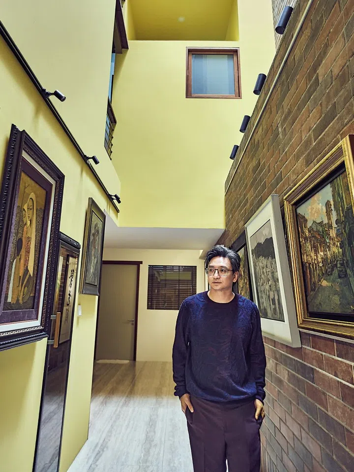 Stephen Teo art collector home and decor 