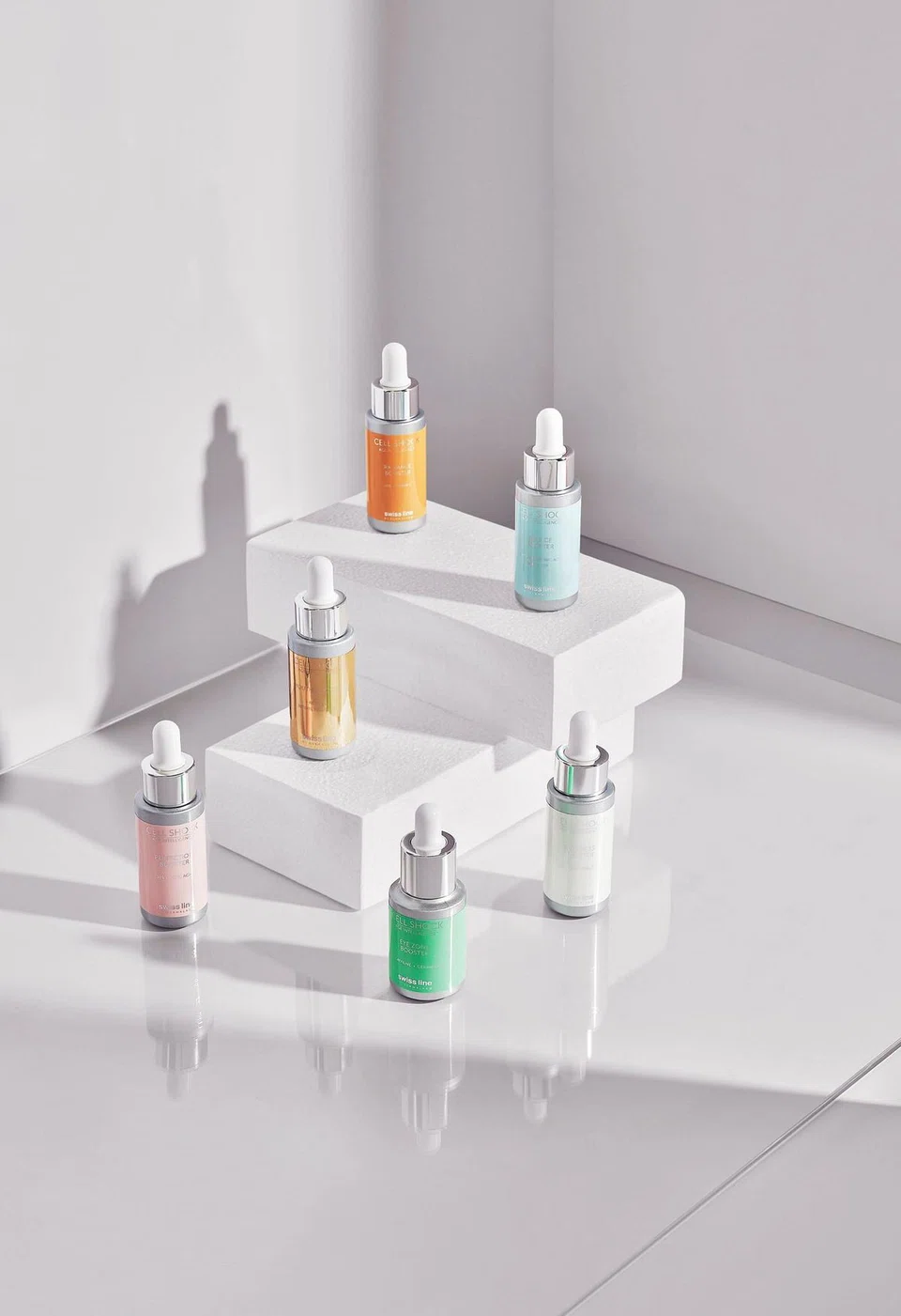 脸部护理采用Swissline 产品/ Photo courtesy of Oasia Spa