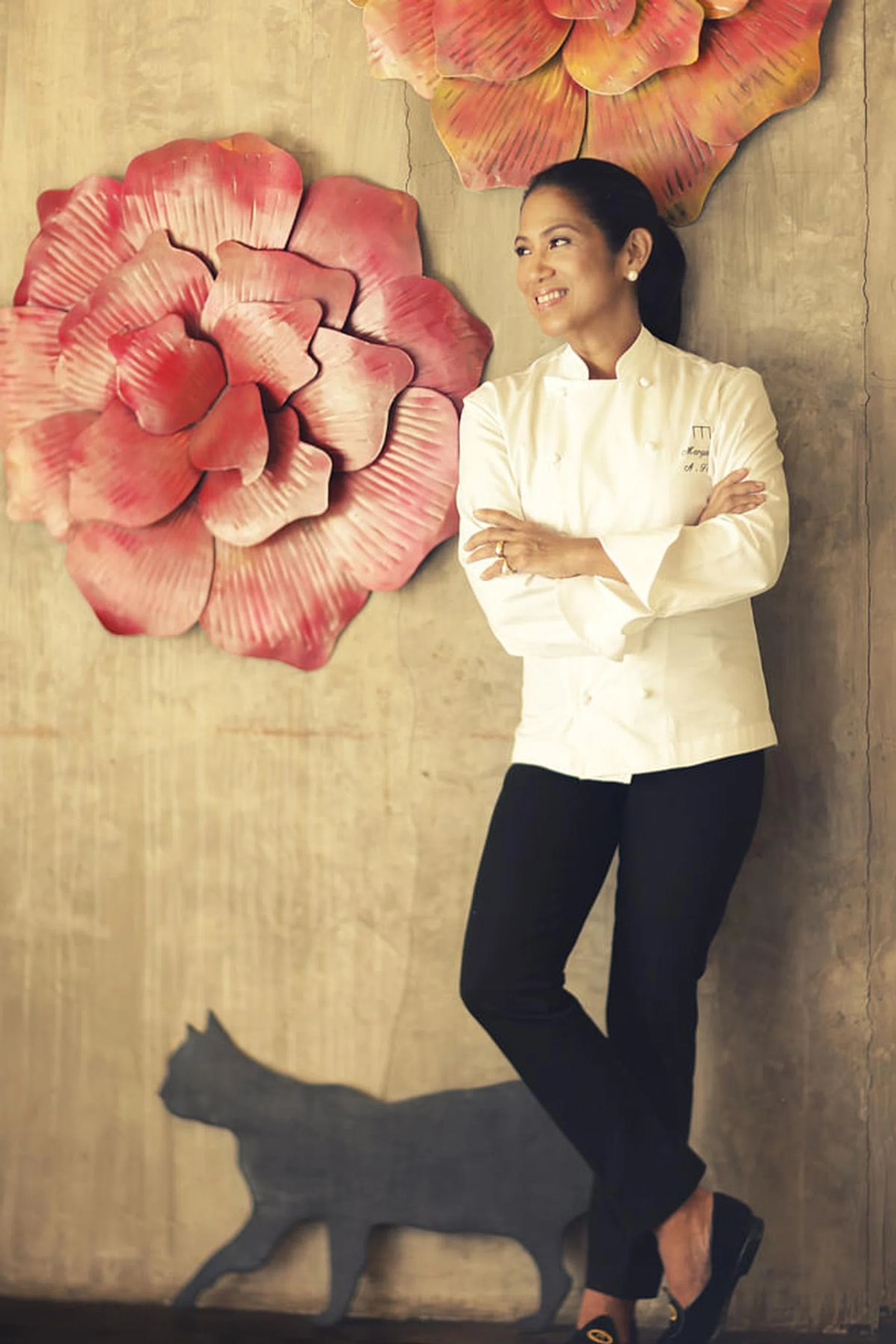 菲律宾女厨Margarita Forés是今年“亚洲50最佳餐馆”的“亚洲最佳女厨师”, 她对烹饪的热忱,精湛的厨艺,推动了菲律宾餐饮业的发展。Forés也是菲律宾热门 美食书籍Kulinarya的作者之一。